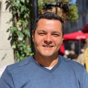 Meet your Posher, George